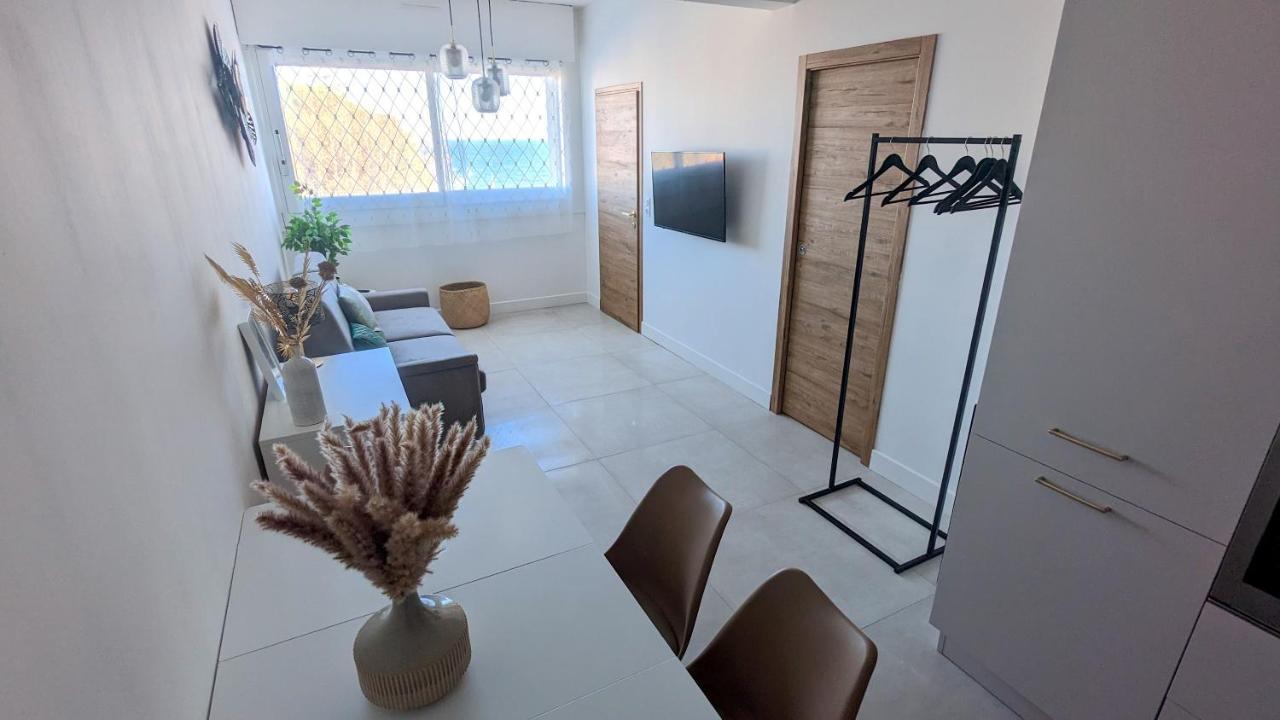Superb Apartment With Sea View, 200M From Beach San-Martino-di-Lota Exteriör bild