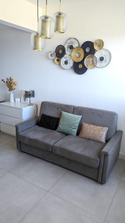 Superb Apartment With Sea View, 200M From Beach San-Martino-di-Lota Exteriör bild