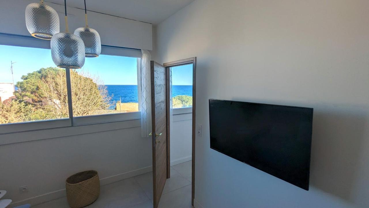 Superb Apartment With Sea View, 200M From Beach San-Martino-di-Lota Exteriör bild